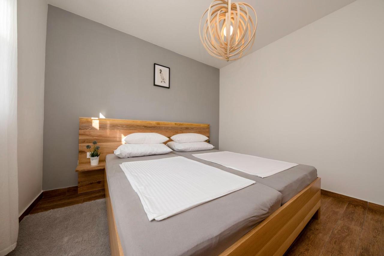 Palit 497/D, Apartment F מראה חיצוני תמונה